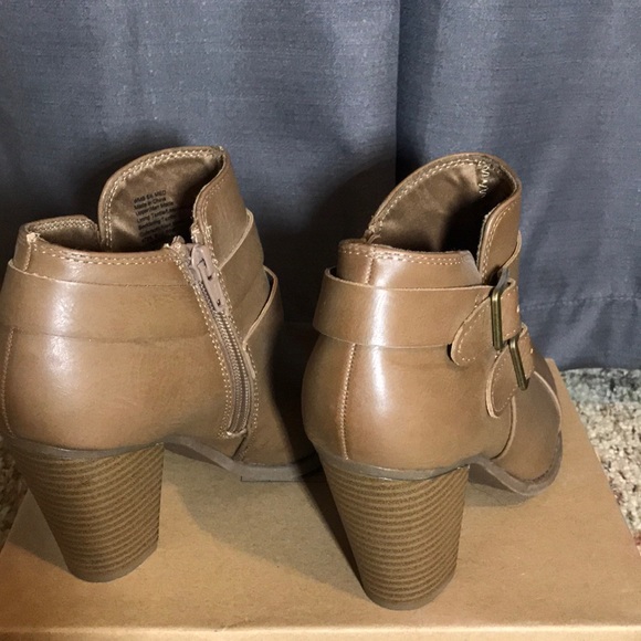 Lauren Conrad Booties - Picture 2 of 2